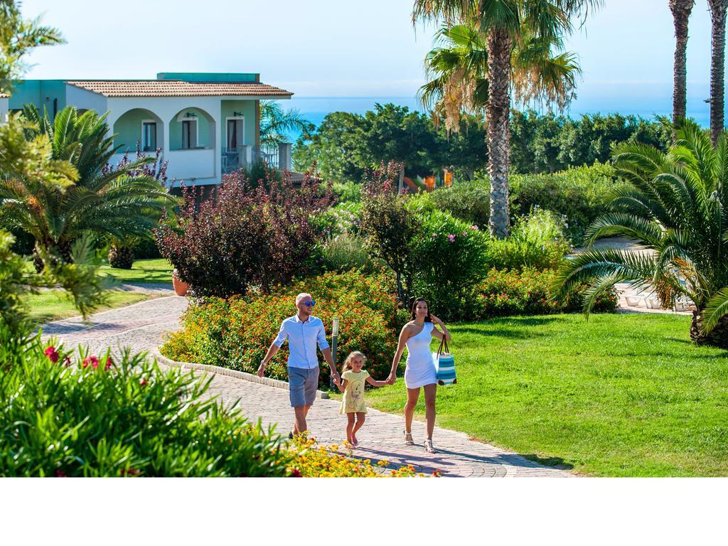 Serenusa Resort Ліката Екстер'єр фото