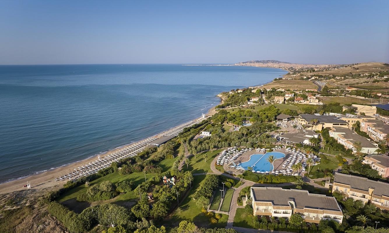 Serenusa Resort Ліката Екстер'єр фото