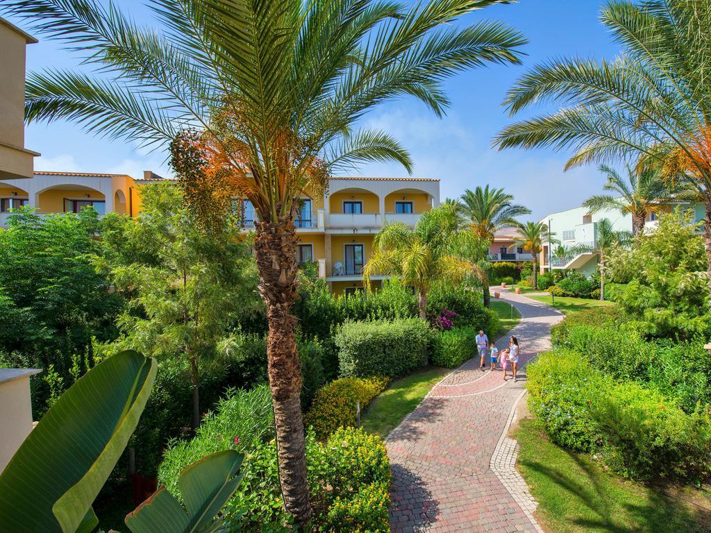 Serenusa Resort Ліката Екстер'єр фото