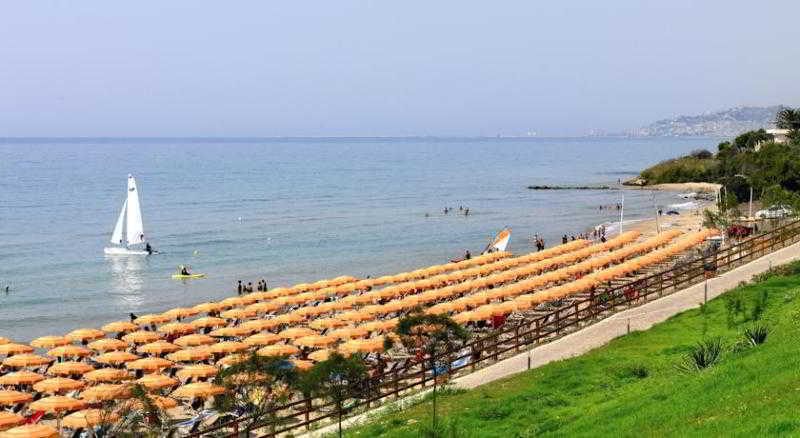 Serenusa Resort Ліката Екстер'єр фото