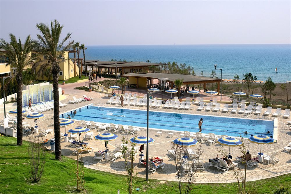 Serenusa Resort Ліката Екстер'єр фото